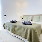 Atlantic Paradise With Heated Pool & Outdoor Kitchen With Bbq