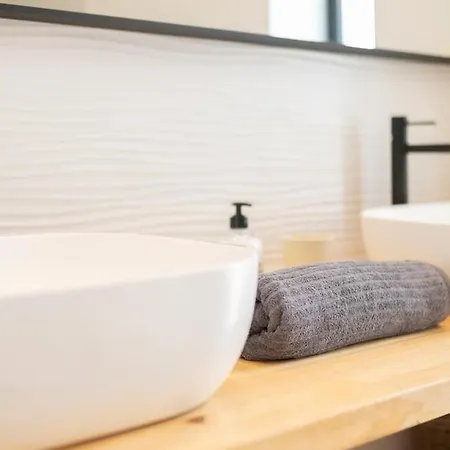 Villa Atlantic Paradise With Heated Pool & Outdoor Kitchen With Bbq *