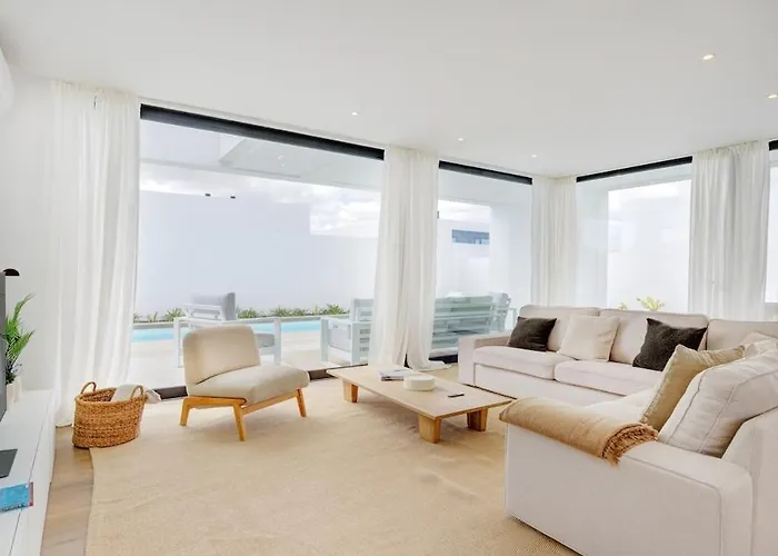 Вилла Atlantic Paradise With Heated Pool & Outdoor Kitchen With Bbq