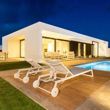 Atlantic Paradise With Heated Pool & Outdoor Kitchen With Bbq * Villaverde (Fuerteventura)