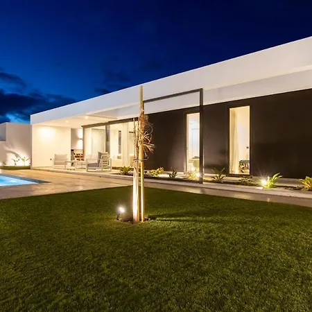 Vila Atlantic Paradise With Heated Pool & Outdoor Kitchen With Bbq Villaverde (Fuerteventura)