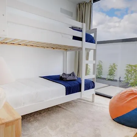Vila Atlantic Paradise With Heated Pool & Outdoor Kitchen With Bbq
