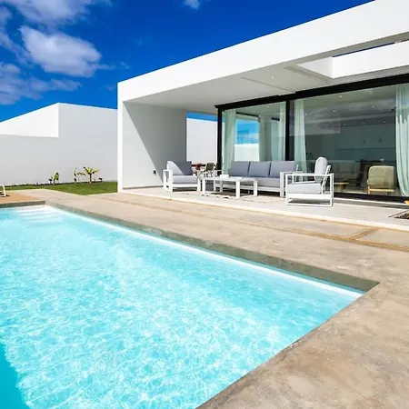 Atlantic Paradise With Heated Pool & Outdoor Kitchen With Bbq