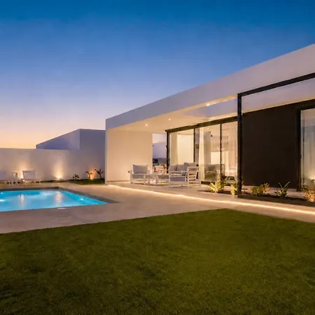 Atlantic Paradise With Heated Pool & Outdoor Kitchen With Bbq *