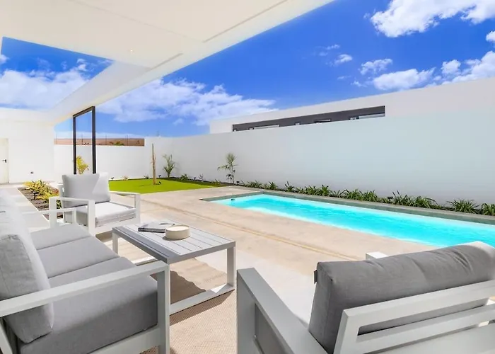 Atlantic Paradise With Heated Pool & Outdoor Kitchen With Bbq Villa